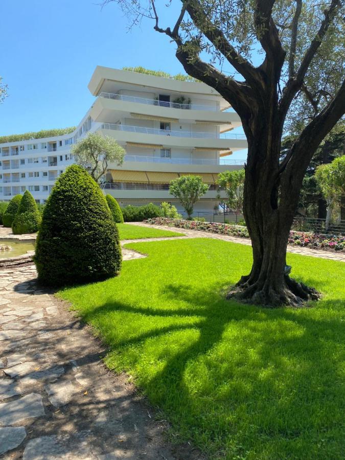 Studio Terrasse - Piscine- Tennis Cannes Exterior foto